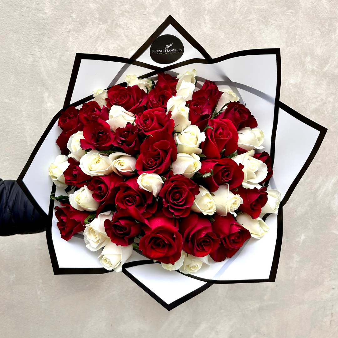 も*も様 Flower ribbon tops Red Satin Ribbon Bouquet (8 Rose) - Your Koseli Celebrations